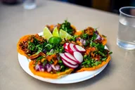 Los Angeles Venice Beach Food Tour thumbnail 5