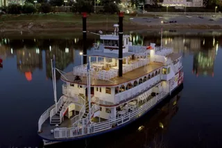 Memphis City Tour with Riverboat Cruise