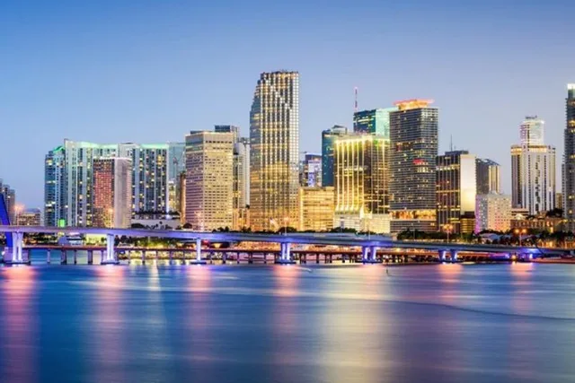 Miami Nighttime Sightseeing Tour - Image 1