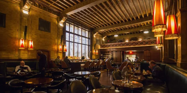 New York City Gossip Girl Tour - Image 3