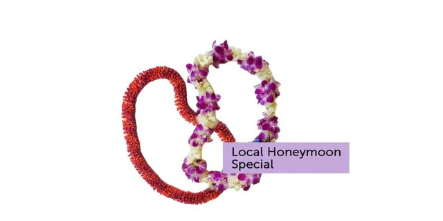 Kona Airport Lei Greeting for Honeymooners - Image 6