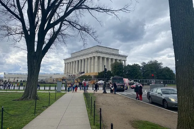 Washington DC Private Tour in Sprinter Van 4 hr - Image 3