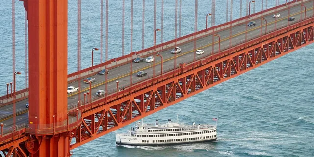 San Francisco Prison Cruise San Quentin Passage Tour 2 hr - Image 4