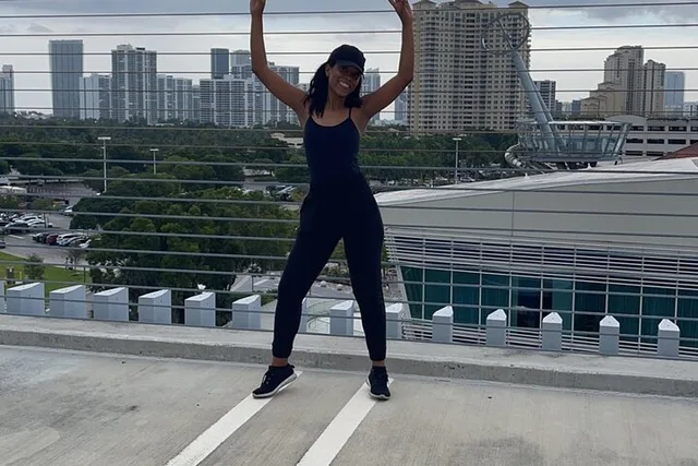 Miami Shopping Experience at Bayside Marketplace - Image 1
