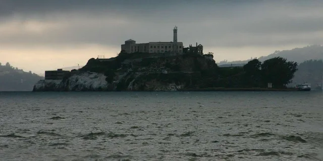 San Francisco Alcatraz Night Tour - Image 4