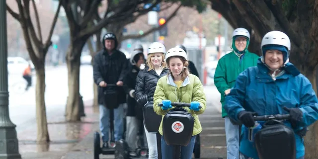 San Diego Balboa Park Segway and E-Bike Tour 2 hr - Image 4