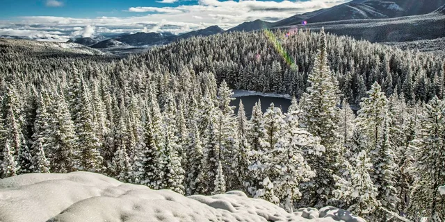 Estes Park Rocky Mountains Hike to Dream Lake - Image 3