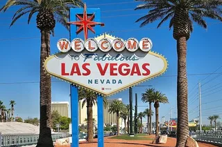 Las Vegas Jeep Tour with Fremont Street and Red Rock