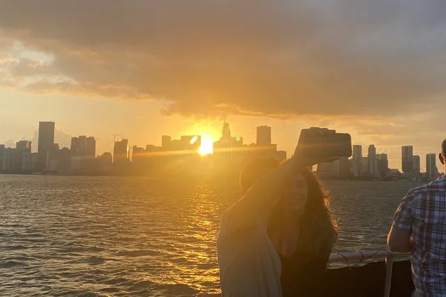 Miami Biscayne Bay Sunset Cruise - Image 6