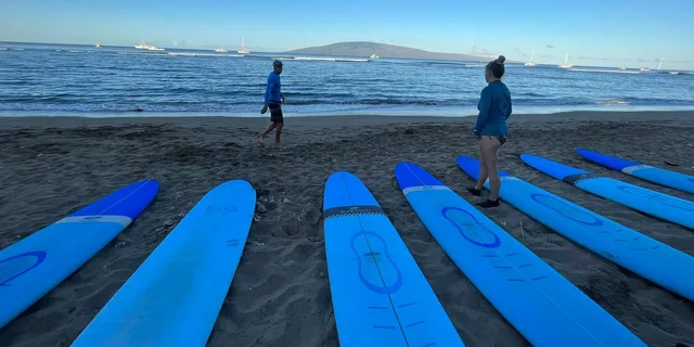 Lahaina Group Surf Lesson - Image 3
