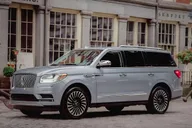 New York City Private SUV Tour thumbnail 1