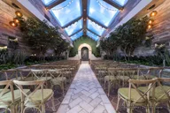 Las Vegas Wedding Package in Victorian Chapel 90 min thumbnail 4