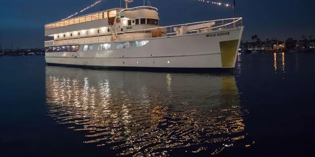 Newport Beach Harbor Cruise - Image 2