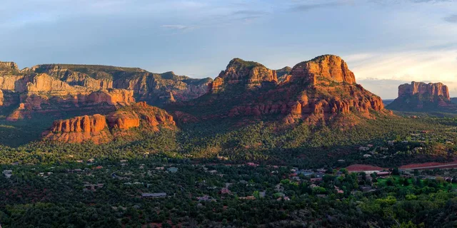 Sedona Horseshoe Bend & Antelope Canyon X Tour - Image 6