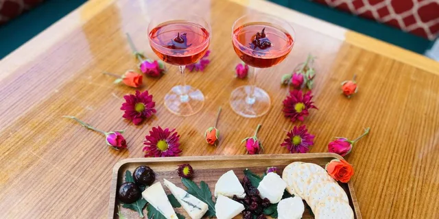 New York City Champagne, Cheese, and Caviar Cruise - Image 3