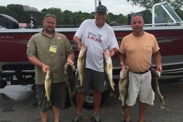 Erie Walleye Fishing Charter - Image 4