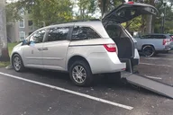 Orlando Airport Transfer thumbnail 3