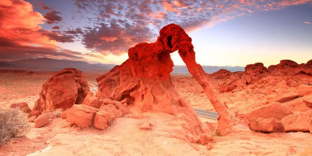 Las Vegas Valley of Fire Tour - Image 2
