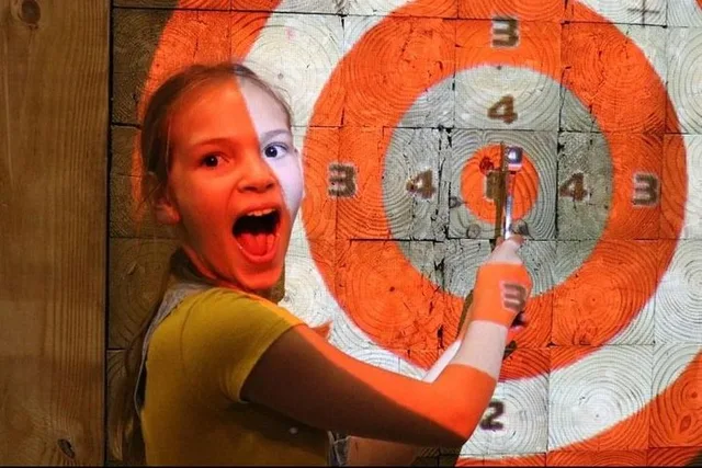 Miami Axe Throwing 60 Min - Image 1