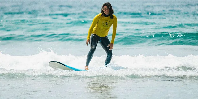 La Jolla Surfing Lesson - Image 5