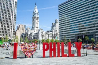 Philadelphia Cherry Blossom Tour from New York