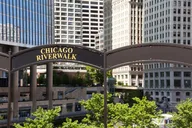 Chicago Riverwalk Self-Guided Walking Tour thumbnail 1