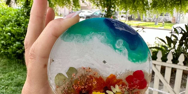 Maui Resin Coaster Workshop - Image 5