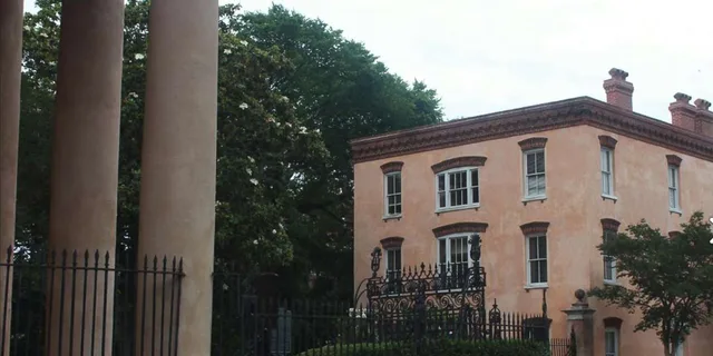 Charleston Historic City Tour and Harbor Cruise - Image 6