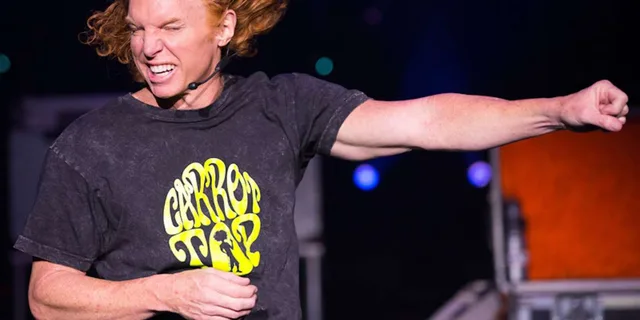 Las Vegas Carrot Top Comedy Show at Luxor - Image 6
