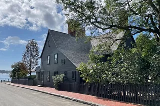 Salem Haunted Walking Tour 'Hawthorne's Haunts'