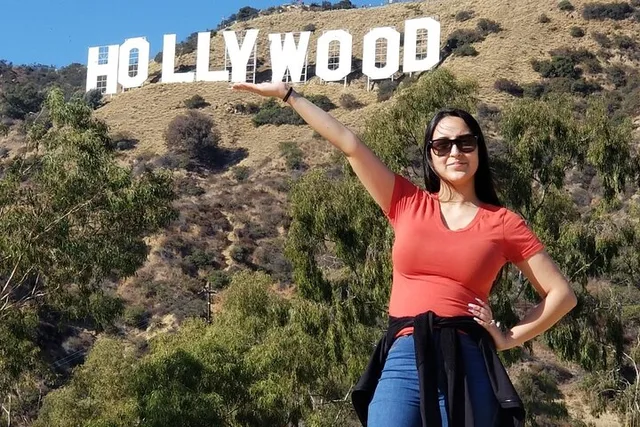 Los Angeles Hollywood Day Tour from Las Vegas - Image 2