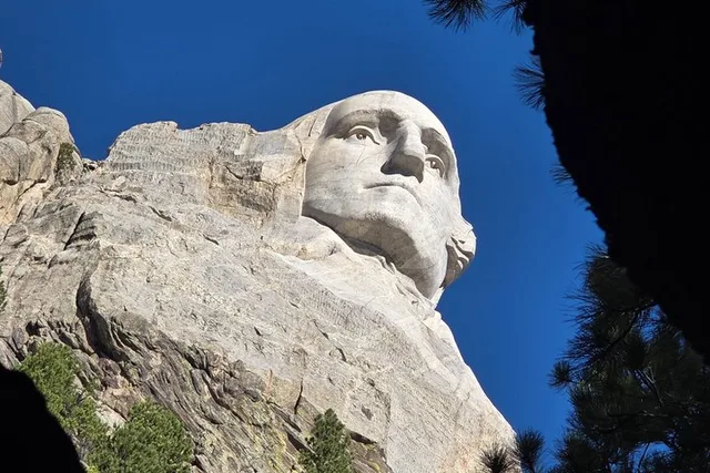 Rapid City Mount Rushmore Memorial Tour - Image 4