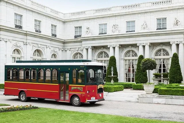 Newport Trolley Tour Scenic Overview - Image 2