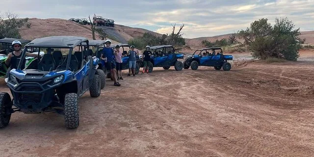 Moab U-Drive Hell's Revenge Off-Road Tour at Sunset - Image 6