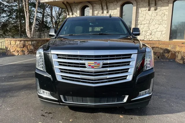 Los Angeles to Las Vegas Private SUV Service - Image 3