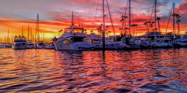 Marina del Rey Fireworks Cruise - Image 1