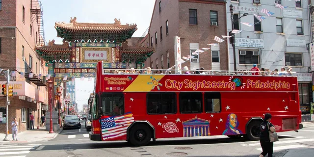 Philadelphia Double-Decker Hop-on Hop-off Tour - Image 4