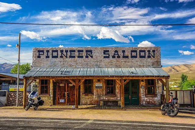 Las Vegas UTV Tour with Petroglyphs & Pioneer Saloon - Image 4