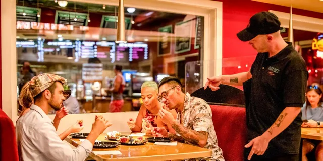 Las Vegas Foodie Walking Tour on The Strip - Image 5