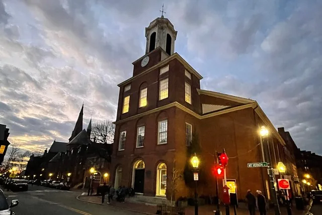 Boston Christmas Walking Tour - Image 5