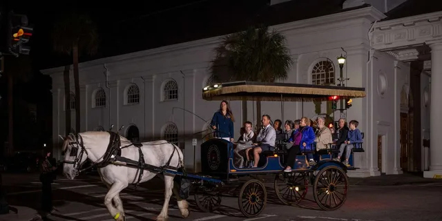 Charleston Ghost Carriage Tour - Image 5