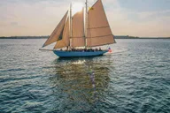 Portland Sunset Windjammer Cruise thumbnail 3