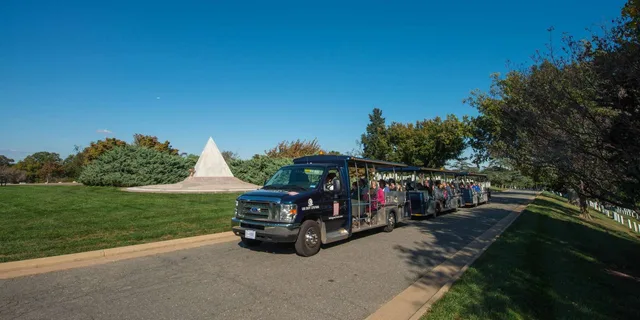 Arlington National Cemetery Hop-On Hop-Off Tour - Image 2