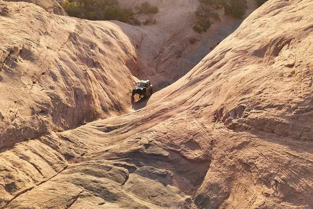 Moab 4x4 U-Drive Tour on Hell's Revenge - Image 4
