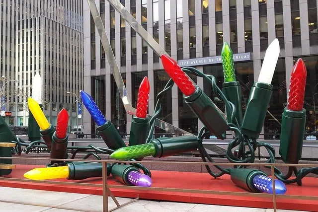 New York Christmas Holiday Walking Tour - Image 5