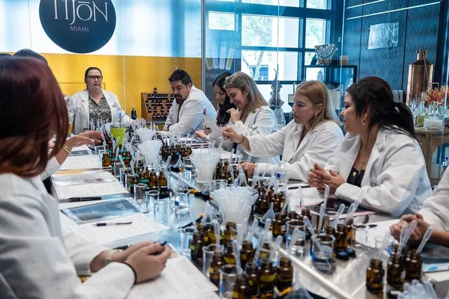 Miami Perfume Making Workshop 90 Minutes - Image 4