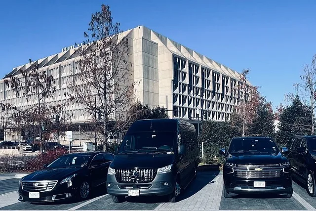 City Transportation and Airport Transfer - Image 1