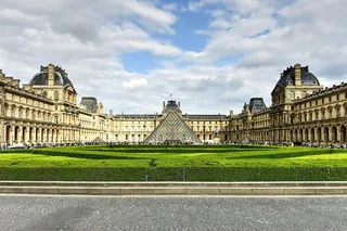 Paris Louvre Museum Tour