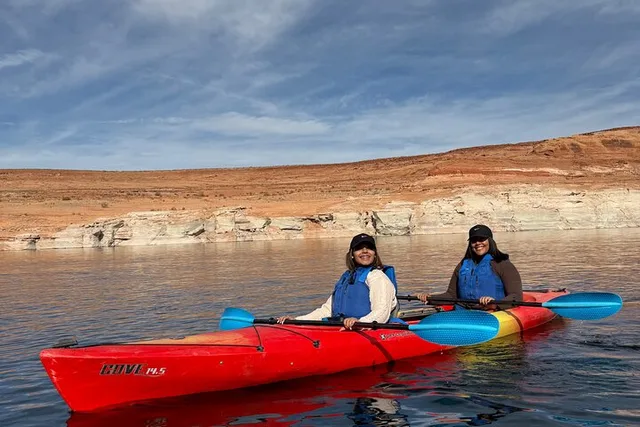 Page Kayak and Hike at Antelope Canyon - Image 5
