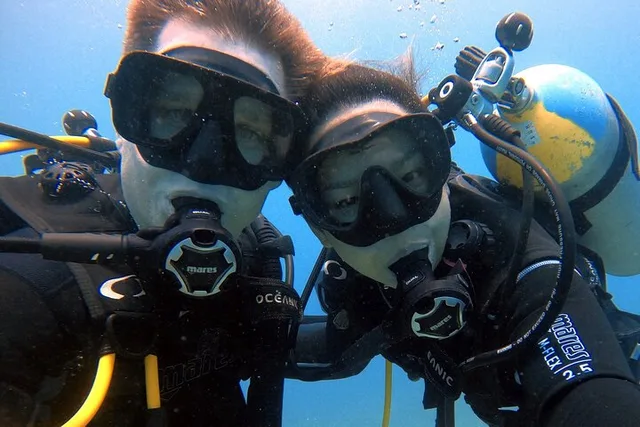 Honolulu Introductory Scuba Dive - Image 1